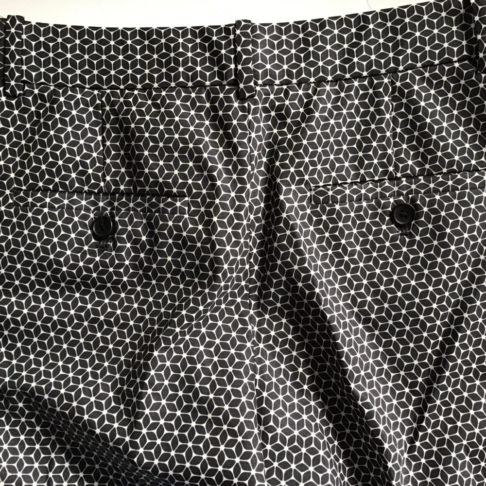 THEORY SLIM CROP DRESS PANTS SIZE 4 - Picture 4 of 10